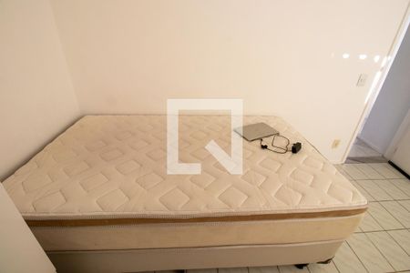 Quarto 1 de apartamento para alugar com 2 quartos, 57m² em Barra da Tijuca, Rio de Janeiro