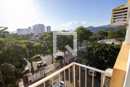 Varanda de apartamento para alugar com 2 quartos, 57m² em Barra da Tijuca, Rio de Janeiro