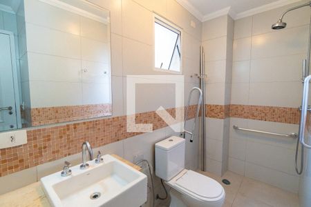 Banheiro da Suíte de casa de condomínio para alugar com 3 quartos, 167m² em Parque Imperial, São Paulo