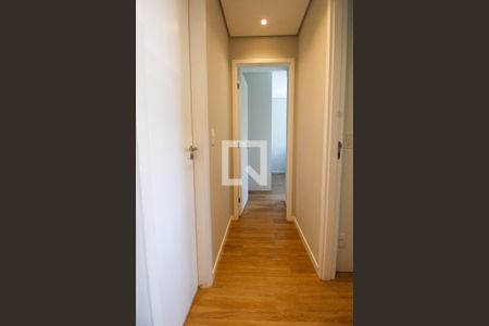 Corredor de apartamento à venda com 2 quartos, 50m² em Vila Andrade, São Paulo