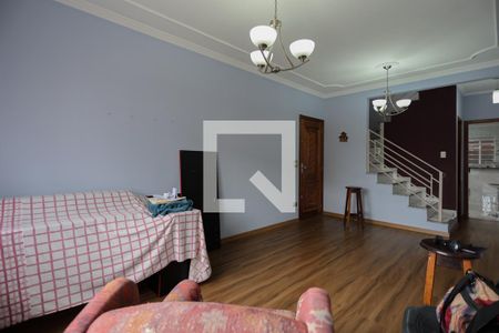 Sala de casa à venda com 3 quartos, 120m² em Vila Santa Maria, São Paulo