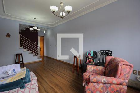 Sala de casa à venda com 3 quartos, 120m² em Vila Santa Maria, São Paulo