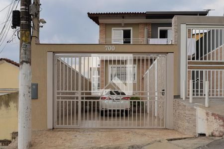 Fachada de casa à venda com 3 quartos, 120m² em Vila Santa Maria, São Paulo