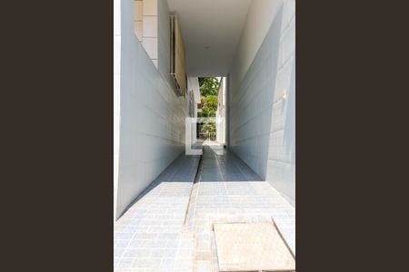 Garagem de casa à venda com 3 quartos, 405m² em Del Castilho, Rio de Janeiro