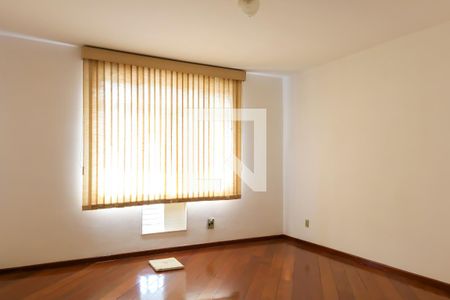 Quarto 2 - 2º Pavimento de casa à venda com 3 quartos, 405m² em Del Castilho, Rio de Janeiro