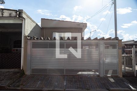 Fachada de casa à venda com 3 quartos, 178m² em Jardim Divinolandia, Guarulhos