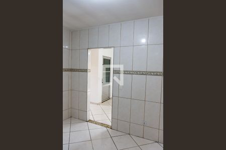 Cozinha de casa para alugar com 2 quartos, 120m² em Quitaúna, Osasco