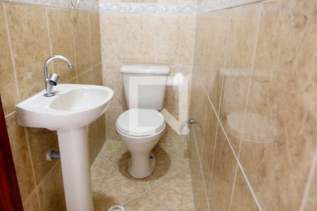 Lavabo de casa para alugar com 2 quartos, 120m² em Quitaúna, Osasco