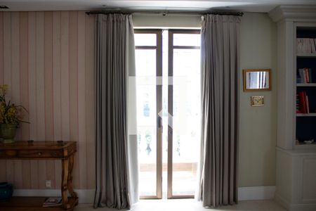 Sala de apartamento à venda com 3 quartos, 267m² em Higienópolis, São Paulo