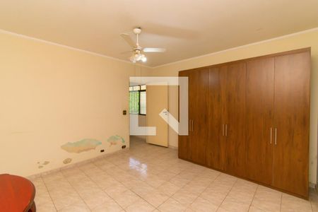 Quarto 1 de casa à venda com 6 quartos, 400m² em Vila Lucia, São Paulo