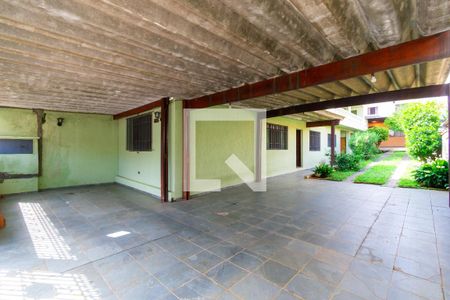 Garagem de casa à venda com 6 quartos, 400m² em Vila Lucia, São Paulo