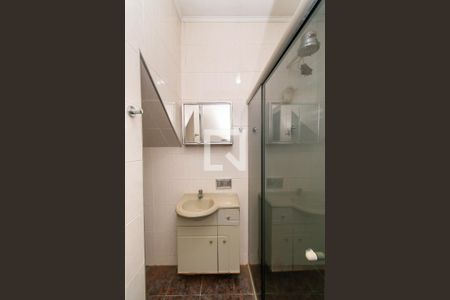 Banheiro de casa à venda com 6 quartos, 400m² em Vila Lucia, São Paulo
