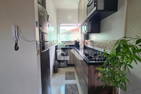 Cozinha e Área de Serviço de apartamento para alugar com 2 quartos, 50m² em Aricanduva, São Paulo
