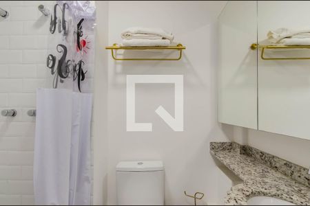 Banheiro de kitnet/studio para alugar com 1 quarto, 32m² em Vila Mariana, São Paulo