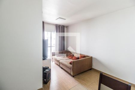Sala de apartamento à venda com 2 quartos, 63m² em Jardim Tupanci, Barueri