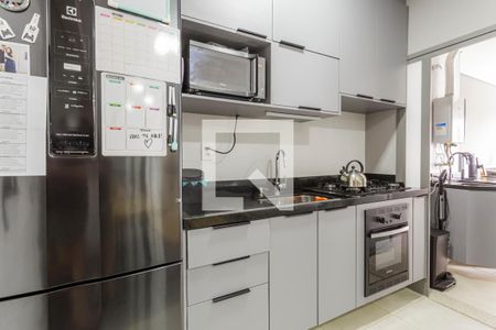 Cozinha de apartamento à venda com 2 quartos, 65m² em Indianópolis, São Paulo