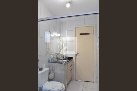Banheiro da Suíte de apartamento para alugar com 2 quartos, 120m² em Santa Cândida, Curitiba