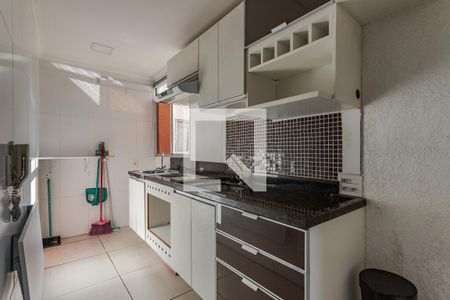 Cozinha e Área de Serviço de apartamento à venda com 2 quartos, 37m² em Sarandi, Porto Alegre