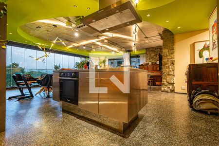 Sala/Cozinha de apartamento à venda com 2 quartos, 173m² em Pinheiros, São Paulo