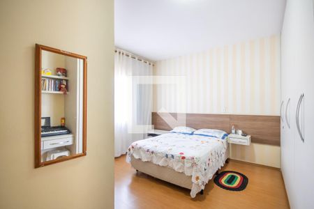 Suíte (Casa 1) de casa à venda com 3 quartos, 225m² em Km 18, Osasco