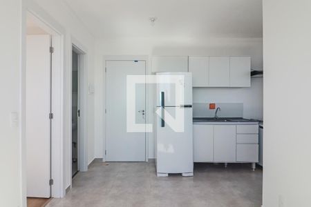 Sala de apartamento para alugar com 2 quartos, 34m² em Vila Gomes, São Paulo