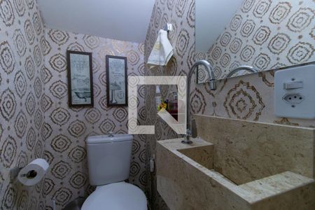 Lavabo de casa de condomínio para alugar com 2 quartos, 92m² em Jardim Pioneira, Cotia