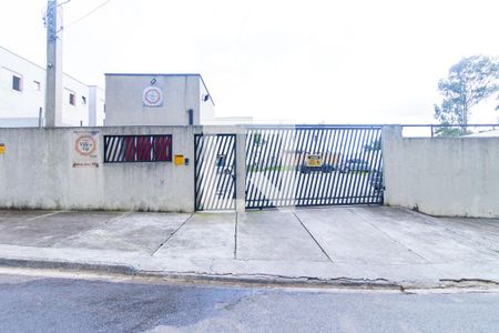 Fachada e portaria de casa de condomínio para alugar com 2 quartos, 92m² em Jardim Pioneira, Cotia