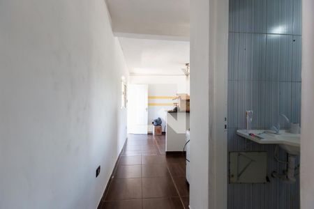 Corredor  de casa à venda com 1 quarto, 50m² em Parada Xv de Novembro, São Paulo