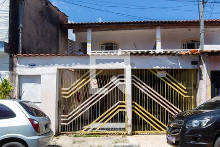 Fachada  de casa à venda com 1 quarto, 50m² em Parada Xv de Novembro, São Paulo
