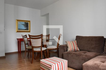 Sala de apartamento para alugar com 2 quartos, 62m² em Centro, Curitiba