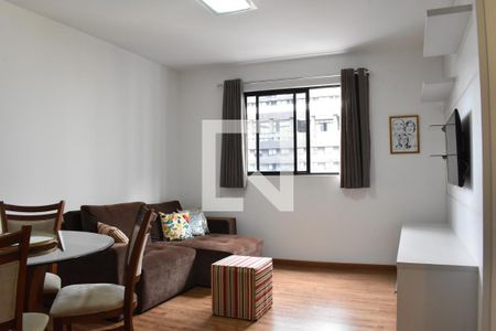 Sala de apartamento para alugar com 2 quartos, 62m² em Centro, Curitiba
