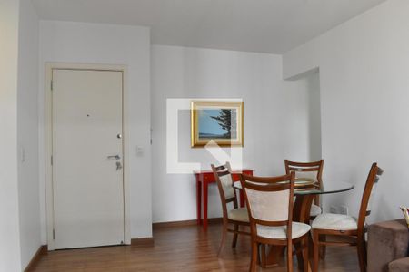 Sala de apartamento para alugar com 2 quartos, 62m² em Centro, Curitiba