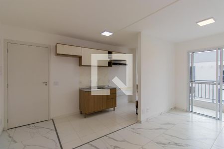 Sala de apartamento para alugar com 2 quartos, 54m² em Jardim Recanto Suave, Cotia