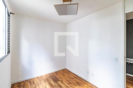 Quarto 01 de apartamento para alugar com 2 quartos, 45m² em Parque Ipe, São Paulo