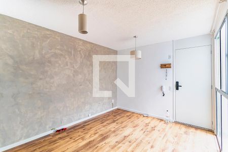 Sala de apartamento para alugar com 2 quartos, 45m² em Parque Ipe, São Paulo