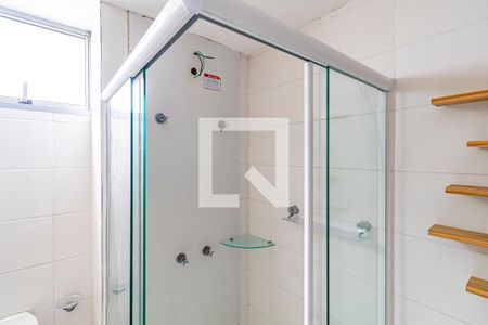 Banheiro de apartamento para alugar com 2 quartos, 45m² em Parque Ipe, São Paulo