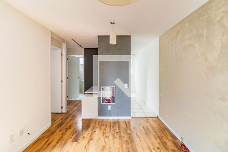 Sala de apartamento para alugar com 2 quartos, 45m² em Parque Ipe, São Paulo