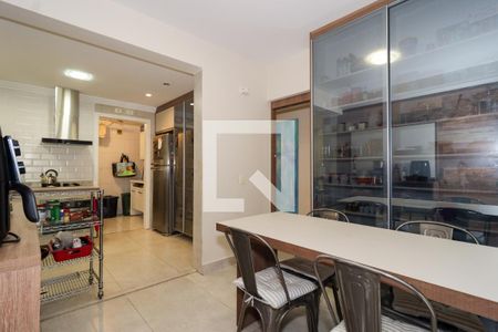 Cozinha de apartamento para alugar com 3 quartos, 210m² em Jardim Vitoria Regia, São Paulo