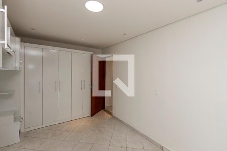 Quarto 1 de casa para alugar com 2 quartos, 80m² em Jardim São Luís, São Paulo