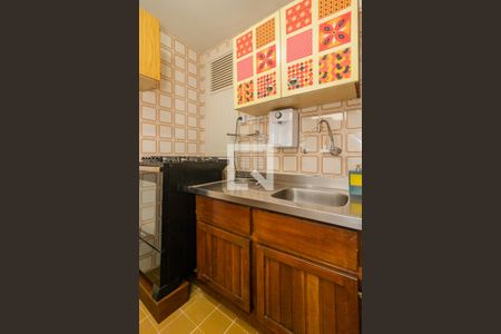 Cozinha de kitnet/studio à venda com 1 quarto, 31m² em Cidade Baixa, Porto Alegre