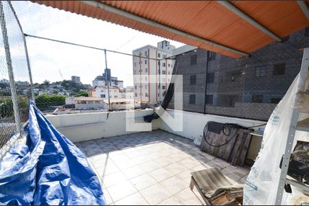 Área Externa de casa à venda com 5 quartos, 382m² em Santa Tereza, Belo Horizonte