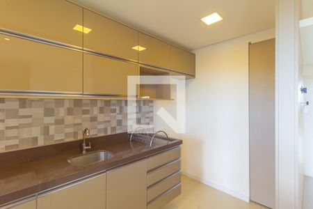 Sala/Cozinha de apartamento à venda com 2 quartos, 56m² em Fátima, Canoas