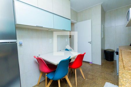 Cozinha de apartamento à venda com 3 quartos, 210m² em Vila Gomes Cardim, São Paulo