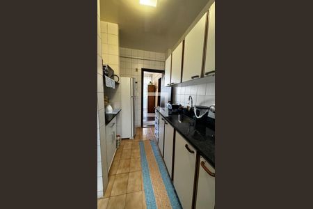 Cozinha de apartamento à venda com 3 quartos, 110m² em Santa Lúcia, Belo Horizonte