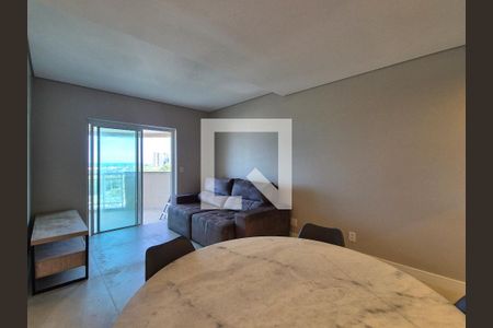 Sala de apartamento à venda com 3 quartos, 220m² em Barra da Tijuca, Rio de Janeiro