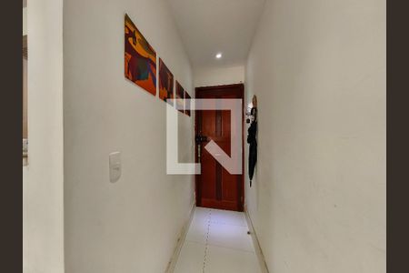 Entrada de apartamento para alugar com 3 quartos, 83m² em Rio Comprido, Rio de Janeiro