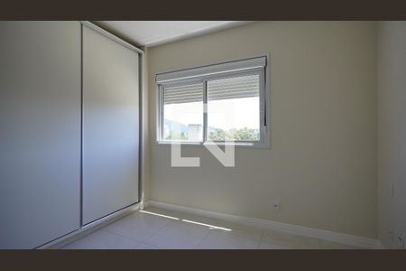 Suíte de apartamento para alugar com 3 quartos, 84m² em Itacorubi, Florianópolis