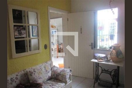 Casa à venda com 2 quartos, 100m² em Campo Belo, São Paulo