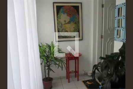 Casa à venda com 2 quartos, 100m² em Campo Belo, São Paulo