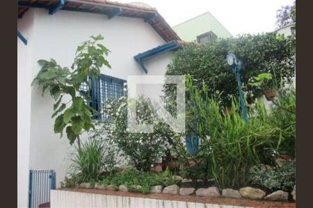 Casa à venda com 2 quartos, 100m² em Campo Belo, São Paulo